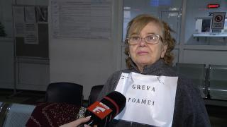 Pensionara Afrodita, aflată în greva foamei, a primit într-un final decizia de recalculare. Câţi bani va primi în plus