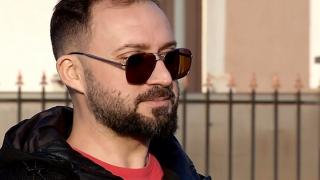 Sute de români riscă să piardă finanţarea pentru Casa Verde Fotovoltaice. Cum a evitat Flavius "capcana"