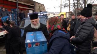 Darurile primite de gălăţenii greu încercaţi la inundaţiile din toamnă. "Suntem în faţa unui pod de bucurie"