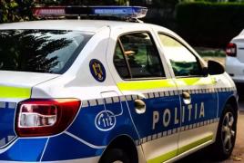 A vrut să ajungă mai repede acasă, dar a ajuns la Poliţie. Un şofer din Brăila a lovit o autospecială căreia nu i-a dat prioritate