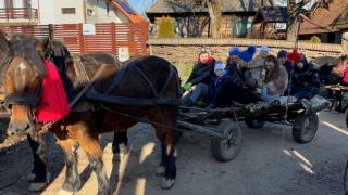 Sărbători de poveste în Maramureş şi Bucovina. Pensiunile se pregătesc pentru turiştii care au rezervat locuri de Revelion