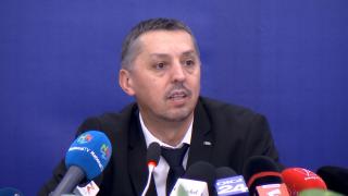 Ministrul Educaţiei vrea bonusuri pentru profesori în funcţie de performanţă. "Dincolo de un salariu decent"