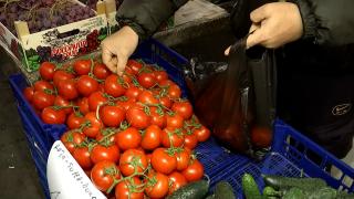 Roşiile româneşti vor costa 60 de lei kg la început de sezon: "Luăm mai puţin"