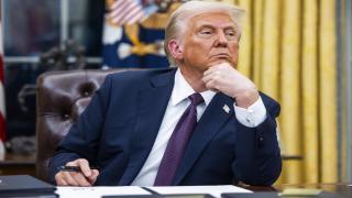 Trump retrage a doua oară SUA din acordul privind clima şi vrea să taxeze importurile din Canada şi Mexic. Ce se va întâmpla cu Groenlanda şi Cuba