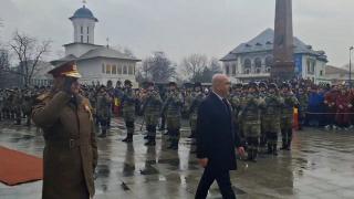 Ilie Bolojan, huiduit la Focşani. A fost singurul politician de la vârful puterii care a participat la manifestaţiile de Ziua Unirii