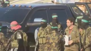 Trei ostatici israelieni, eliberaţi de Hamas, după aproape 490 de zile de captivitatate