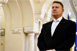 Iohannis rămâne cu indemnizaţie, casă de protocol şi protecţia SPP, după demisie. Dacă era suspendat, pierdea drepturile