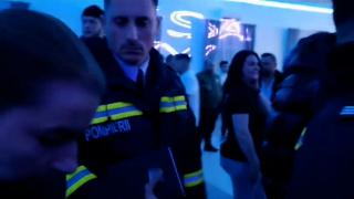 Dani Mocanu nu a venit la discoteca din Valea Drăganului după ce a aflat că "mascaţii" fac razie în local