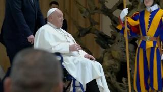 Starea papei Francisc s-a agravat. Suveranul Pontif se teme că nu va supravieţui