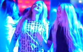 Distracţia de 8 martie, mai scumpă cu 15% în acest an: "Femeia merită cel mai mult"