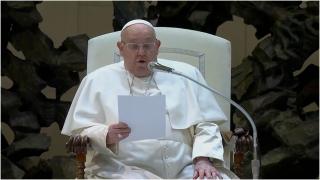 Starea Papei Francisc e într-o ''ușoară ameliorare'', dar rămâne critică, anunță Vaticanul. Suveranul Pontif a avut și un apel profesional