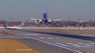 Coliziune între două avioane evitată în ultimele secunde, pe aeroportul din Chicago