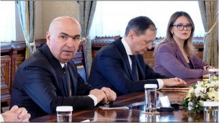 Consultările de la Cotroceni: Partidele resping categoric varianta de a trimite soldați români în Ucraina pentru menținerea păcii