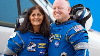 Astronauţii blocaţi de nouă luni pe Staţia Spaţială Internaţională se vor întoarce pe Pământ la sfârşitul lunii martie 