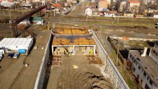 Tunel uriaş, împins pe sub şinele de cale ferată în Timişoara. Tehnologia folosită este o premieră pentru România
