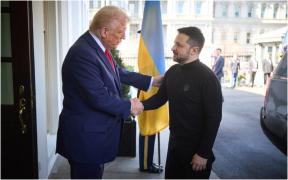 Zelenski i-a cerut scuze lui Trump printr-o scrisoare, pentru discuția aprinsă din Biroul Oval. Ce va propune președintele Ucrainei la negocierile de azi