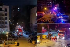 Cauza incendiului din cartierul Cosmopolis. Peste 100 de locatari au fost evacuaţi, după ce flăcările s-au extins rapid