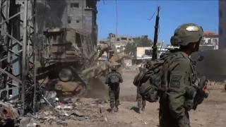 Fâşia Gaza, atacată pentru a doua zi la rând. Netanyahu avertizează că raidurile Israelului sunt abia la început