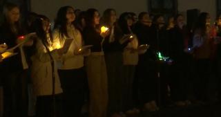 Ora Pământului 2025. Milioane de oameni din întreaga lume au stins luminile. În Braşov, 150 de copii din opt coruri au aprins atmosfera cu vocile lor