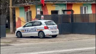 Militar găsit împuşcat, într-o unitate din Târgu Jiu. Tânărul de 30 de ani a fost transportat în stare gravă la spital