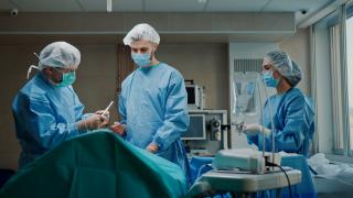 O fetiță de 5 ani din Bihor a salvat doi copilași, după moarte. Părinții micuței au găsit puterea să accepte donarea organelor