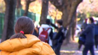 Profesor de sport din Prahova, arestat după ce ar fi agresat sexual un elev. Părinţii au depus plângere la poliţie