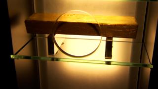 Un nou record pentru gramul de aur. Specialiştii ne sfătuiesc să luăm lingouri şi nu bijuterii