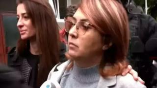 Laura Crişan, fiica omului de afaceri asasinat în Arad, arestată preventiv după ce a încercat să-şi taie brăţara de monitorizare