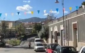 Român împuşcat în Sardinia, după ce a călcat din greşeală pe laba unui câine. Stăpânul s-a enervat că tânărul nu şi-a cerut scuze