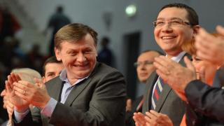 Cele două scenarii prin care Crin Antonescu ar putea rata prezenţa în turul 2: "pericolul" Nicuşor Dan şi trădarea venită de la PSD