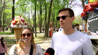 Reacţia unor tineri turişti englezi veniţi să-şi petrească Paştele în Craiova: "România e uimitoare"
