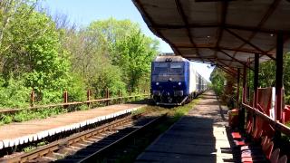 Gări de la malul mării, renovate în timpul sezonului estival. Turiştii care vor coborî din tren direct în mijlocul şantierului