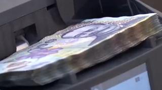 Cum s-a trezit un tânăr cu un credit online, deschis pe numele lui, de care habar nu avea. A pierdut 15.000 de lei