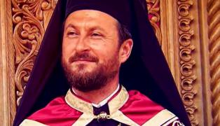 Lovitură pentru BOR. Fostul episcop Corneliu Bârlădeanu, condamnat pentru viol şi agresiune sexuală, a fost încarcerat la Bacău
