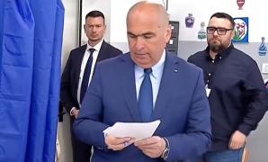Ilie Bolojan îndeamnă românii să meargă la vot: "Este o perioadă complicată, vremurile liniştite au apus"
