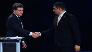 Dezbatere aprinsă între Nicuşor Dan şi George Simion. Simion: "Sunt mai bun ca dvs. la aruncat cu vorbe!" / Dan: "Exact!"