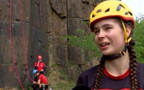 Coloanele Limpedea, locul preferat de pasionaţii de sport pentru escaladă: "E un sport foarte interesant, plin de adrenalină"