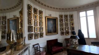 Ce pedeapsă riscă cei doi români care au furat dintr-un muzeu din Paris. O altă lucrare de artă misterioasă, găsită în portbagajul lor