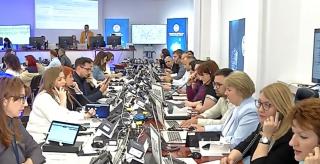 Ultimele verificări la STS. Tabletele și linia directă cu secțiile de vot, testate înainte de alegeri