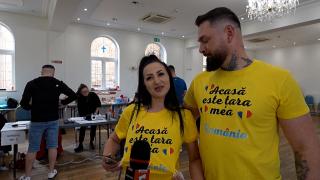 "Acasă e ţara mea, în România! Ne dorim, ca în curând să mergem acasă". Românii din diaspora, vot record în turul doi al alegerilor prezidenţiale