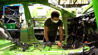 SURSE: Impozit pe venit de 14% şi îngheţarea pensiilor şi salariilor din 2025, printre măsurile analizate pentru a nu pierde fondurile UE