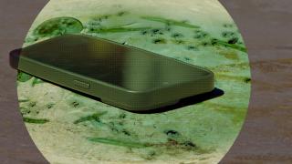 Telefonul, văzut prin lentila microscopului: sunt de 18 ori mai multe bacterii decât pe WC