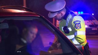 Reducerea perioadei de suspendare a permisului auto, condiţionată de plata amenzii. Legea a intrat în vigoare