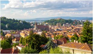 Oraşul din ţară în care chiriile au explodat. Un apartament cu două camere ajunge să coste şi 1.000 de euro pe lună