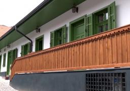 Comuna din România care atrage turiştii cu promisiunea unei "călătorii în trecut". A fost aleasă Destinaţia Anului 2025