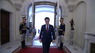 Schimbări la vârful SRI, SIE, SPP, al Parchetelor și la CCR. Nicușor Dan va negocia cu partidele și funcțiile de putere