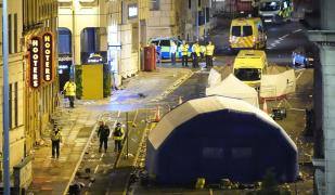 Cine este bărbatul care a intrat cu maşina în suporterii echipei Liverpool. Individul a fost arestat