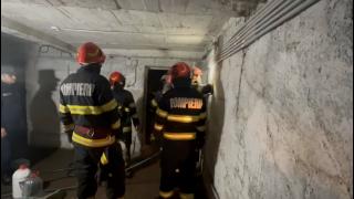 Incendiu la o școală din Pitești. 50 de copii evacuați, după ce flăcările au izbucnit în subsolul clădirii