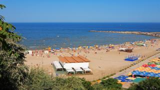 Surprize pentru turişti pe litoral, de 1 iunie. Hotelierii au pregătit oferte speciale