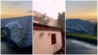 Prăpăd după furtuna din Mureş: acoperişul unei case, purtat de vânt zeci de metri. Un bărbat, lovit de fulger
